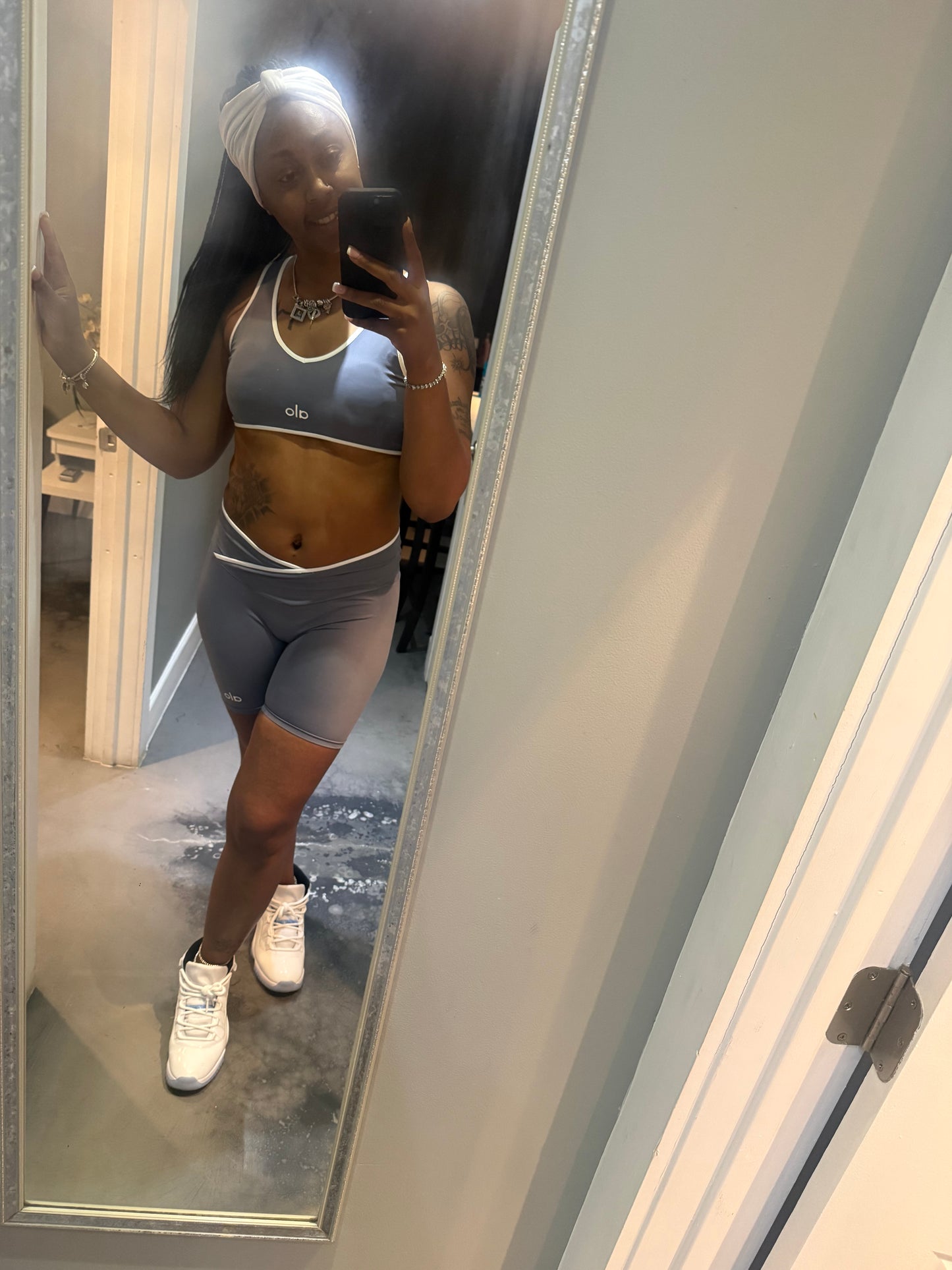 Alo shorts set