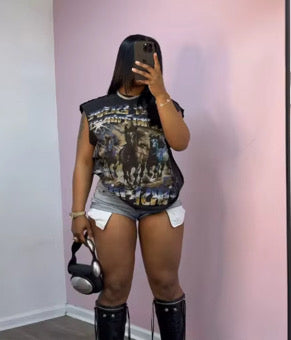 Sleeveless graphic shirt