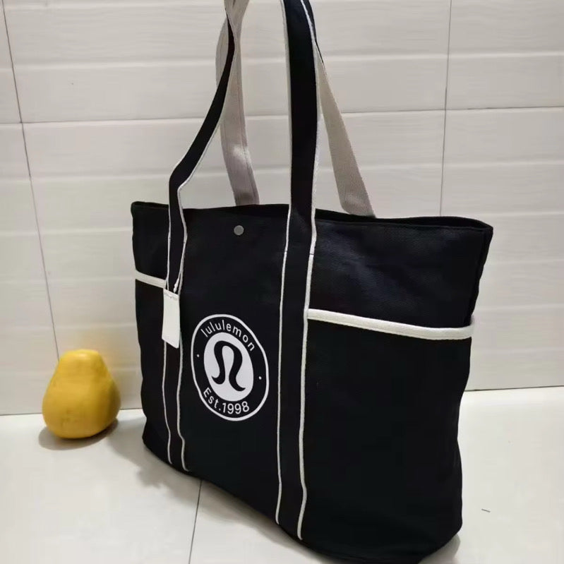 Lulu tote bag