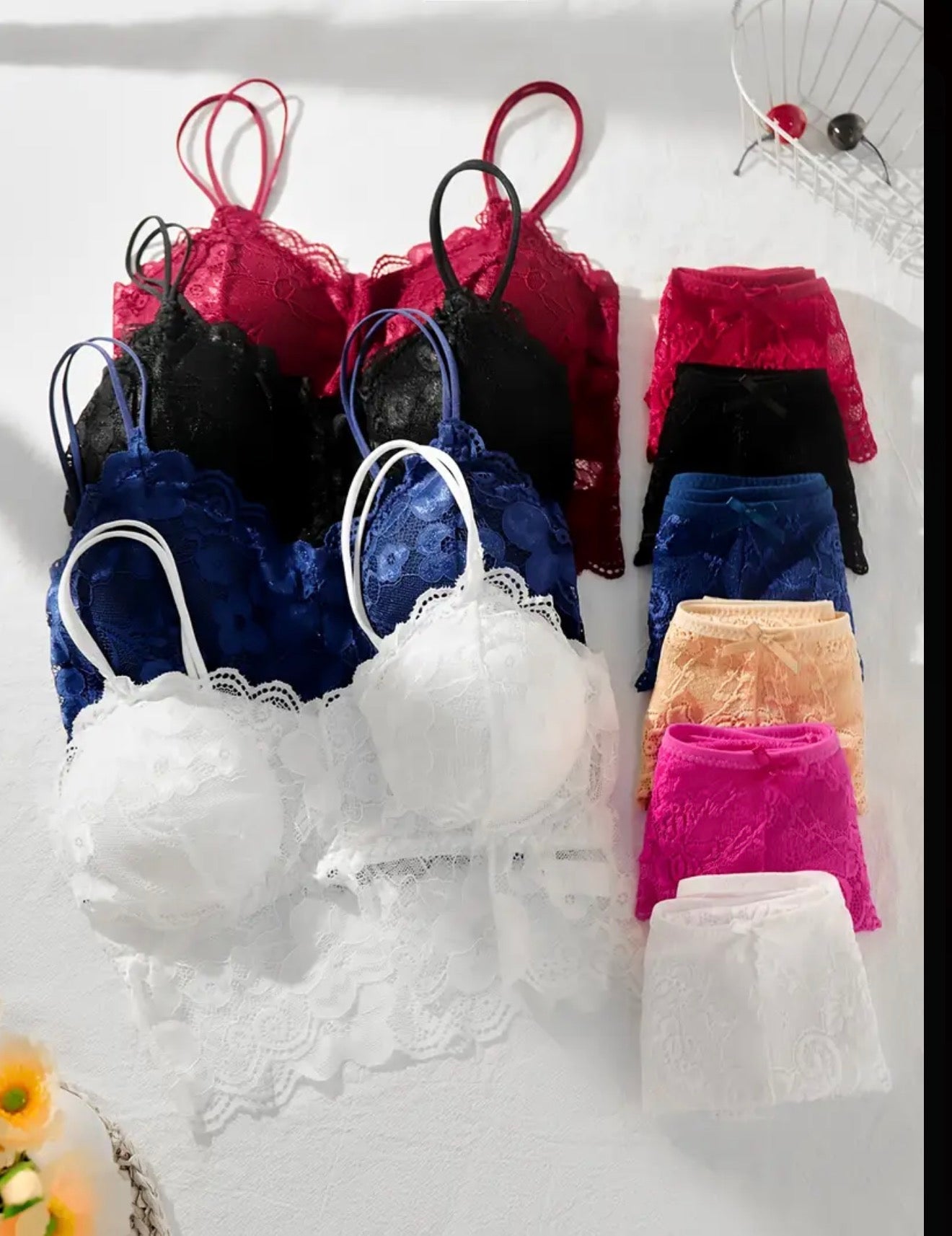 Lace bralette set